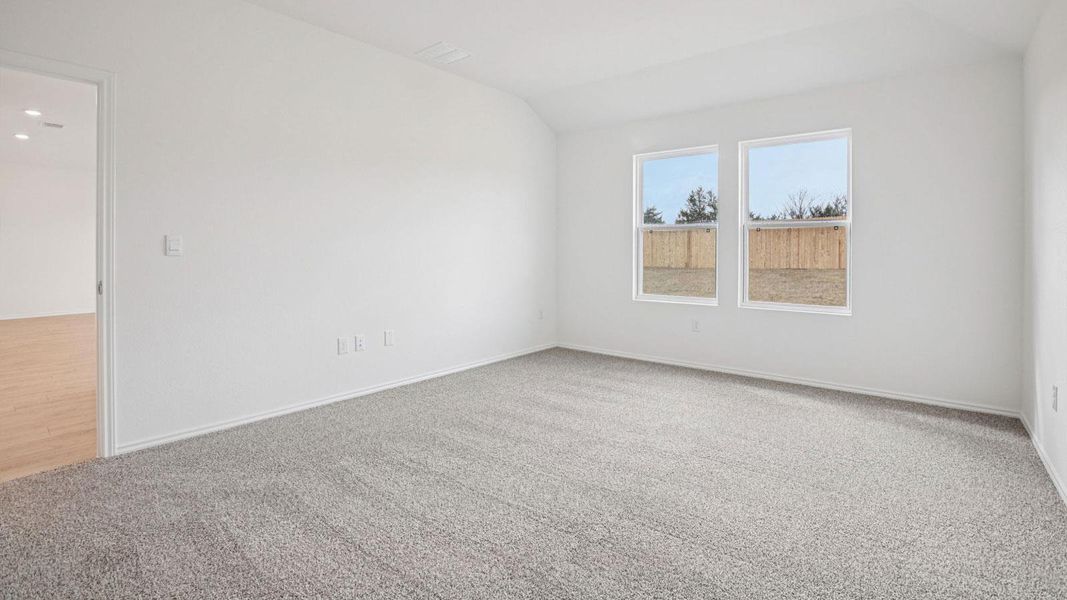 Spacious, unfurnished interior of a new home in Carillon, Manor (Image 17). Spacious, unfurnished interior of a new home in Carillon, Manor (Image 17).