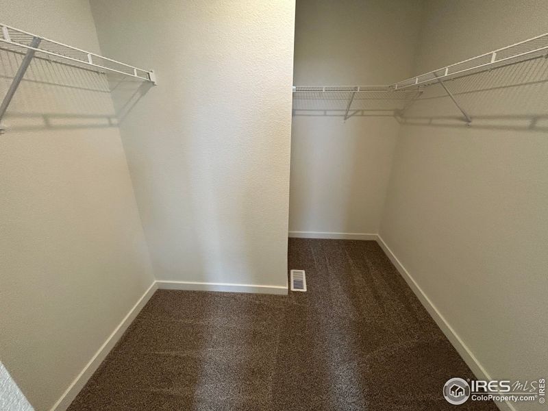 Spacious, unfurnished interior of a new home in Liberty Draw, Evans (Image 9).