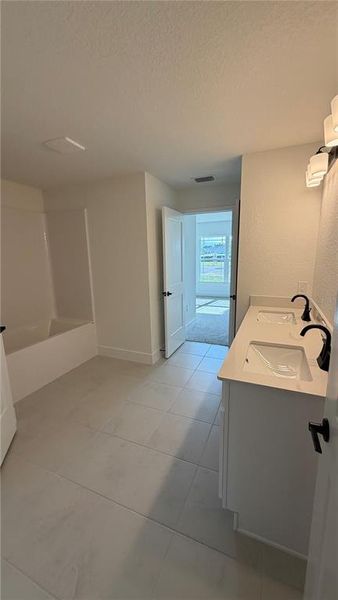 Image 5 of a home in Watercress Cove.