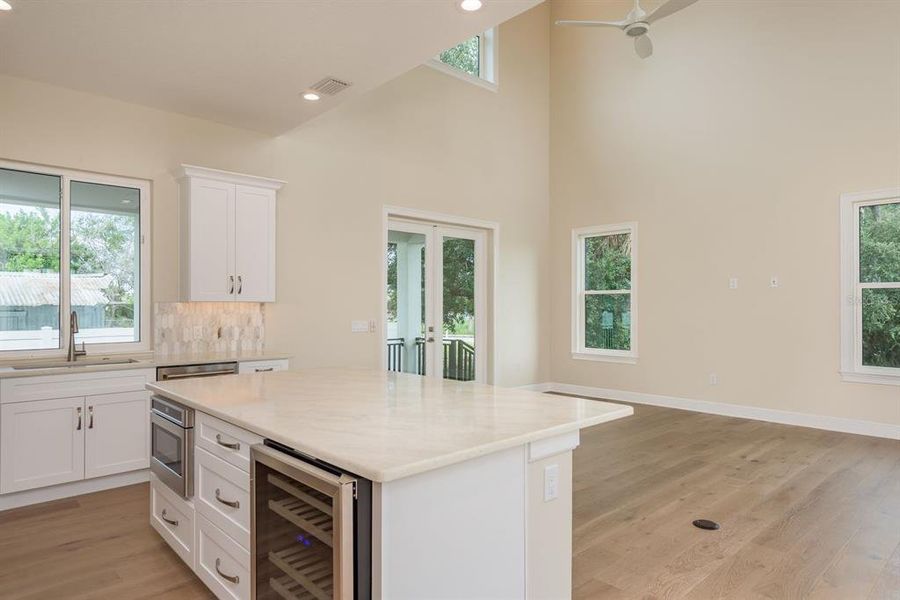 Furnished interior view inside a new home in , Tarpon Springs (Image 6).