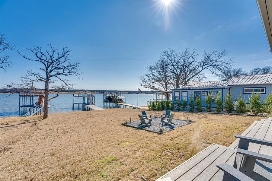 Community amenities in , Eustace (Image 30).