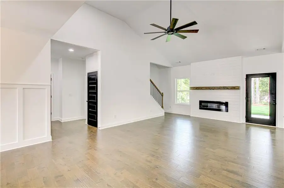 Spacious, unfurnished interior of a new home in , Villa Rica (Image 20).
