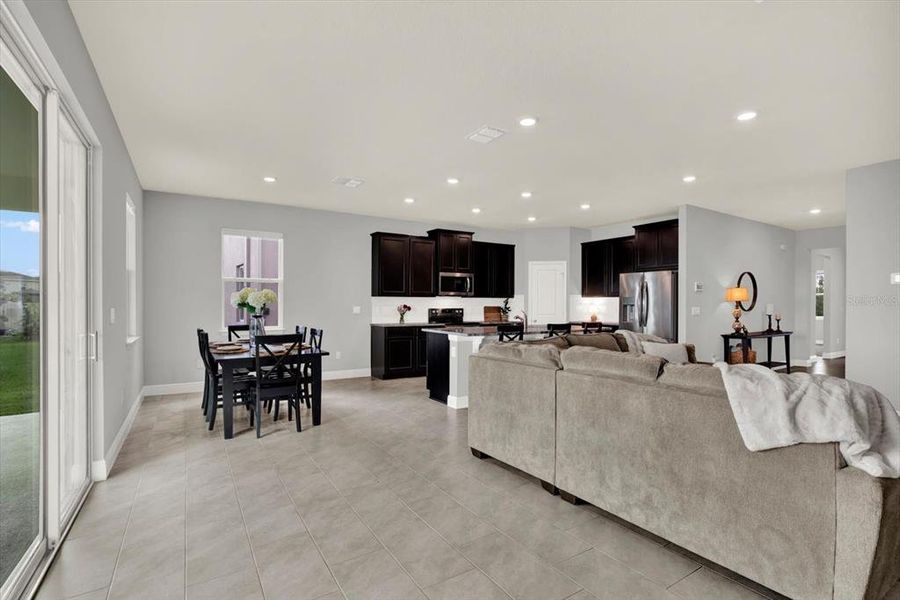 Furnished interior view inside a new home in Woodcreek, Wesley Chapel (Image 12).