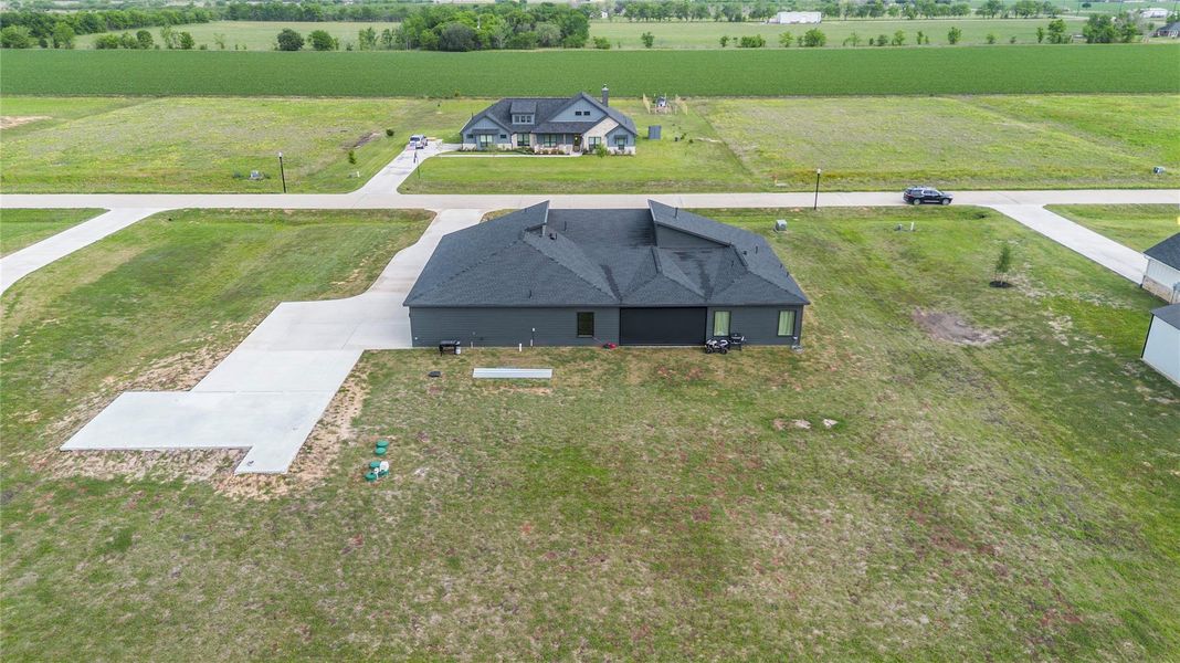 Exterior details and patio area of a home in , Sealy (Image 30).
