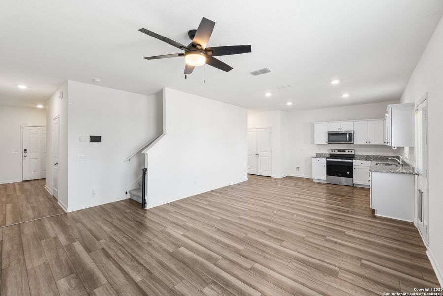 Spacious, unfurnished interior of a new home in Liberte, Converse (Image 17). Spacious, unfurnished interior of a new home in Liberte, Converse (Image 17).