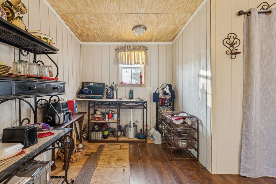 Furnished interior view inside a new home in , Huntsville (Image 4).