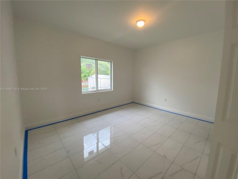 Image 16 of a home in . Image 16 of a home in .