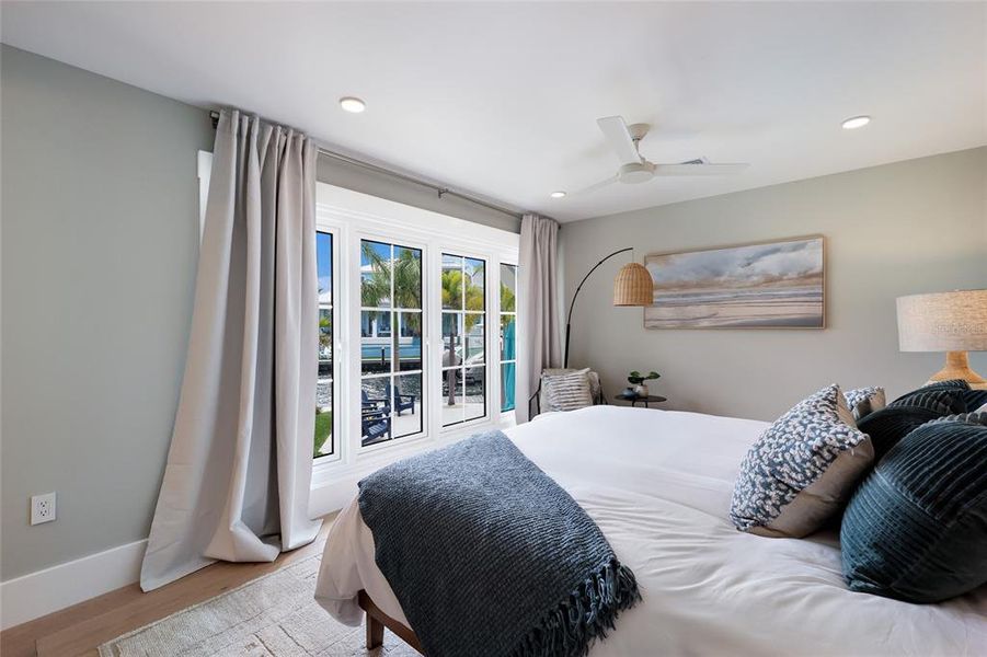 Furnished interior view inside a new home in , Bradenton Beach (Image 14).