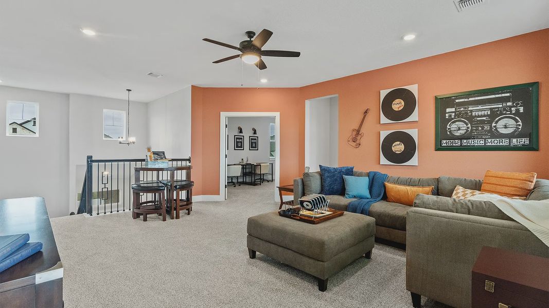 Furnished interior view inside a new home in Highland Village, Georgetown (Image 15).