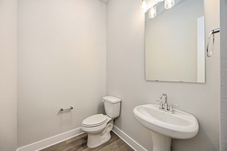 Furnished interior view inside a new home in Canterra Creek  60', Rosharon (Image 13).