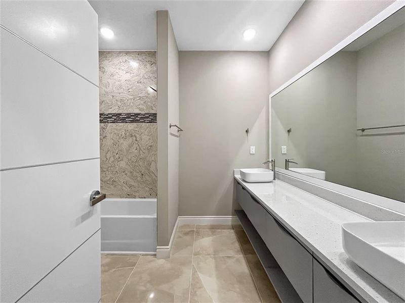 Furnished interior view inside a new home in , Davenport (Image 11).