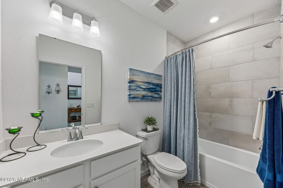 Furnished interior view inside a new home in , Yulee (Image 40).