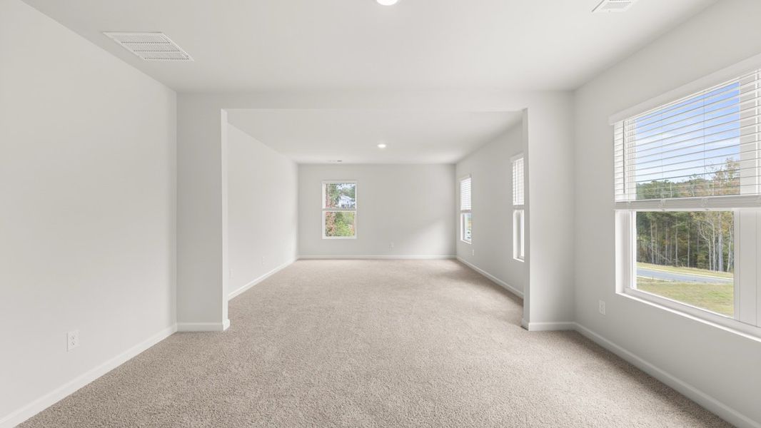 Representative unfurnished interior of a home built from the HALTON by D.R. Horton in Lost Creek, Dallas (Image 39).