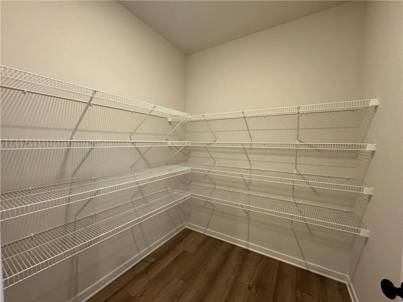 Spacious, unfurnished interior of a new home in Rosewood Lake Preserve, Hoschton (Image 21).