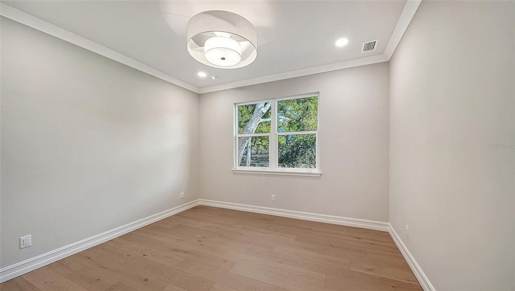 Spacious, unfurnished interior of a new home in , Sarasota (Image 60).