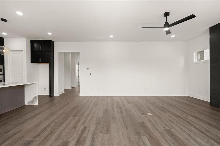 Spacious, unfurnished interior of a new home in , Alpharetta (Image 21).