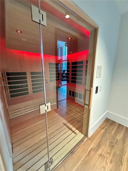Spacious, unfurnished interior of a new home in , Miami (Image 26).