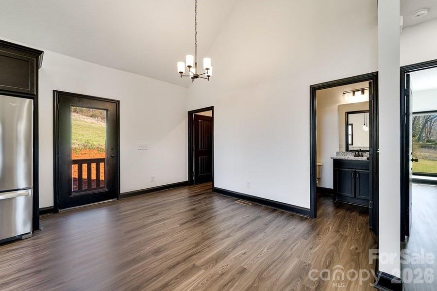 Spacious, unfurnished interior of a new home in , Franklin (Image 41).
