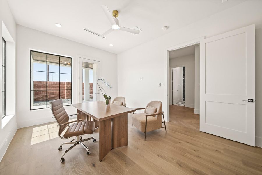 Furnished interior view inside a new home in Monet Estates, Sugar Land (Image 15).