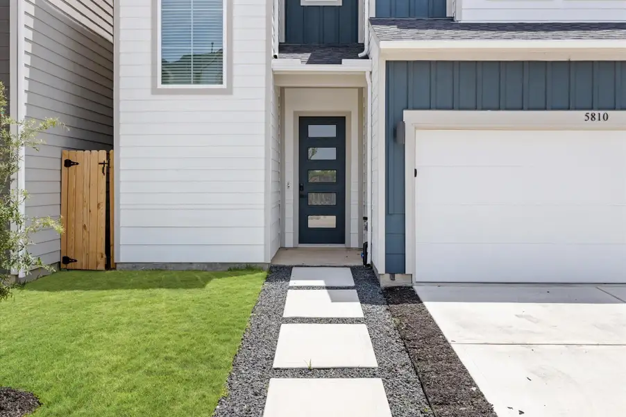 5810 Highland Sky Ln. - Come in! 5810 Highland Sky Ln. - Come in!