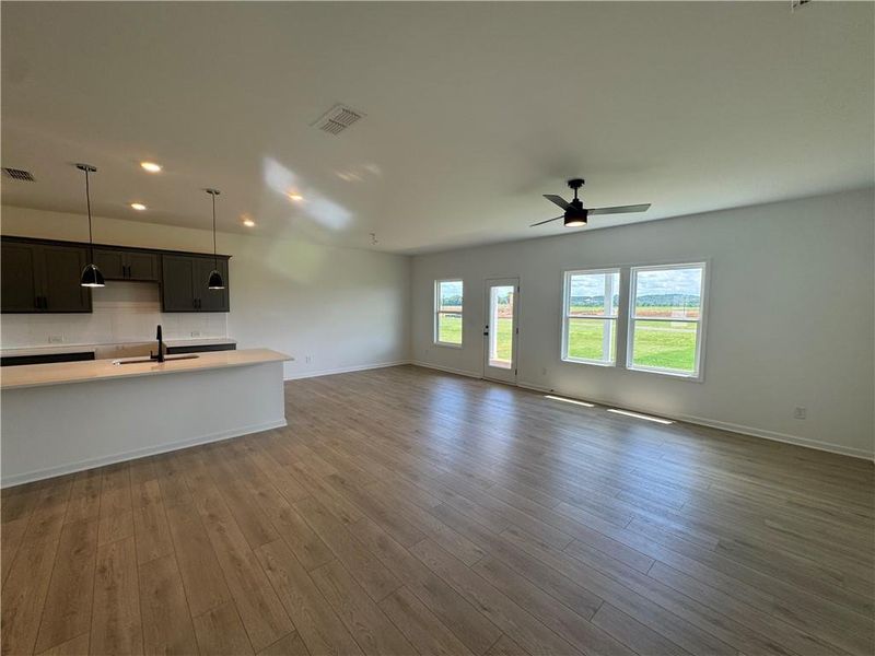 Spacious, unfurnished interior of a new home in Langston Reserve, Cartersville (Image 13).