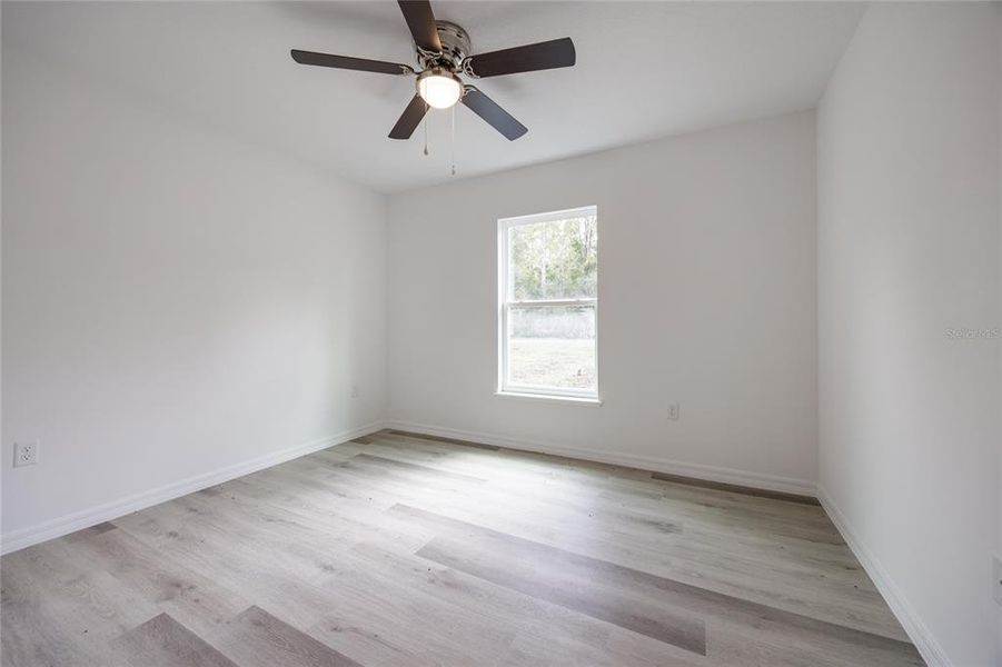 Spacious, unfurnished interior of a new home in , Williston (Image 11).