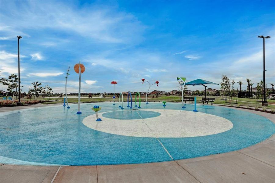 Community amenities in Marvida, Cypress (Image 21).