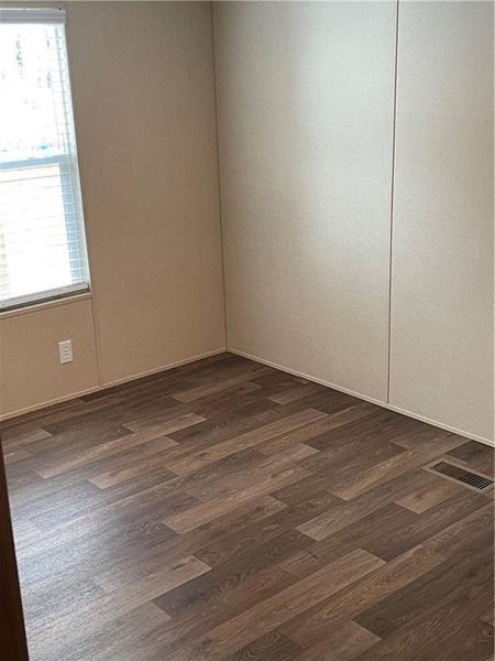 Spacious, unfurnished interior of a new home in , Carrollton (Image 21).