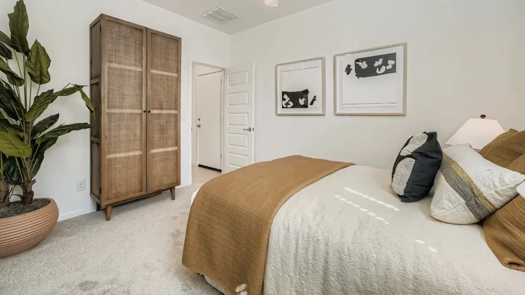 Representative furnished interior of a home built from the Hadley Plan 3470 by Lennar in Teravalis, Buckeye (Image 25).