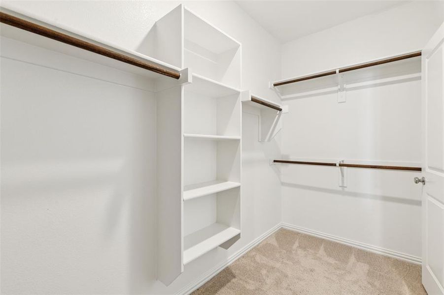 Spacious, unfurnished interior of a new home in Linden Hills: Classic Collection, Little Elm (Image 15). Spacious, unfurnished interior of a new home in Linden Hills: Classic Collection, Little Elm (Image 15).