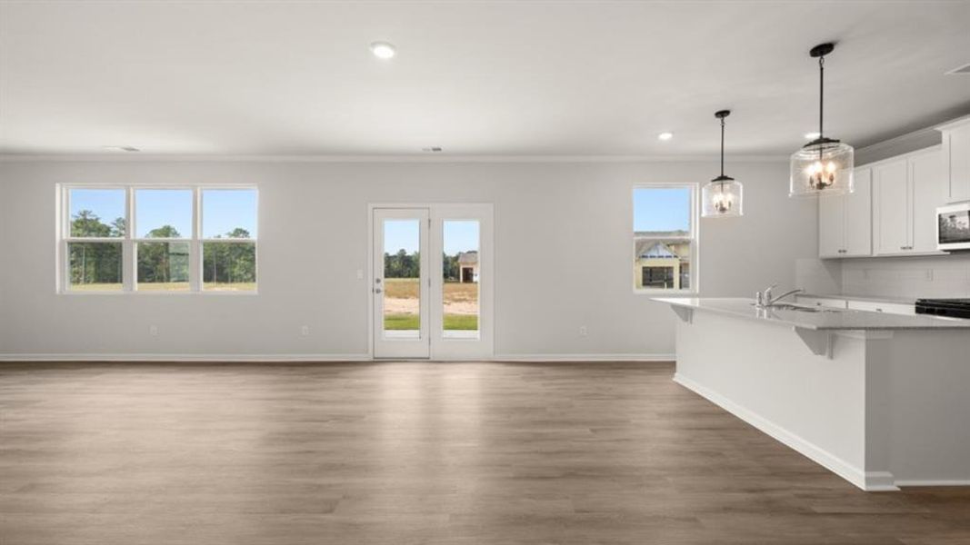 Spacious, unfurnished interior of a new home in Fairway 17 at Mirror Lake, Villa Rica (Image 42).