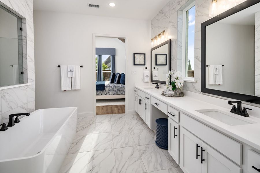 Representative furnished interior of a home built from the Eastland by UnionMain Homes in Cambridge Crossing, Celina (Image 45). Representative furnished interior of a home built from the Eastland by UnionMain Homes in Cambridge Crossing, Celina (Image 45).