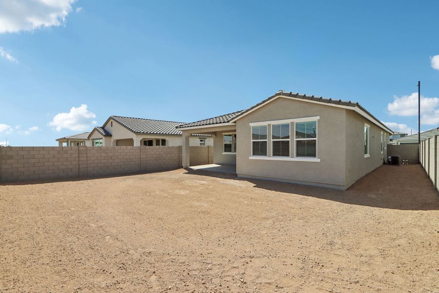 New Home in Surprise, AZ.  - Slide 26