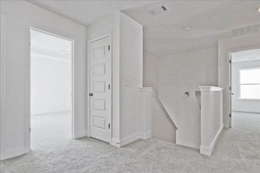 Spacious, unfurnished interior of a new home in Clark Farms, Flowery Branch (Image 16). Spacious, unfurnished interior of a new home in Clark Farms, Flowery Branch (Image 16).
