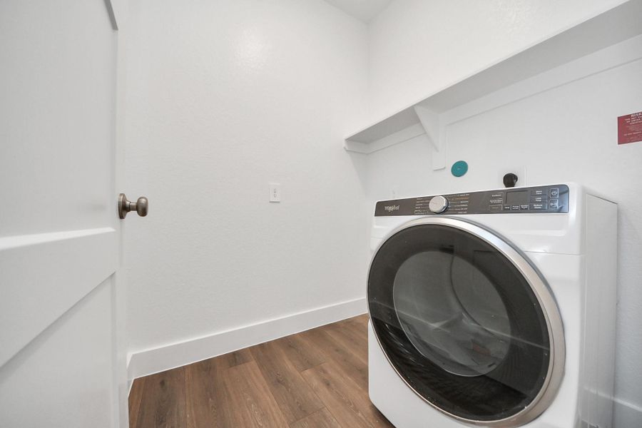 Close-up of interior finishes inside a home in Laurel Landing: Landmark Collection, Alvin (Image 16). Close-up of interior finishes inside a home in Laurel Landing: Landmark Collection, Alvin (Image 16).