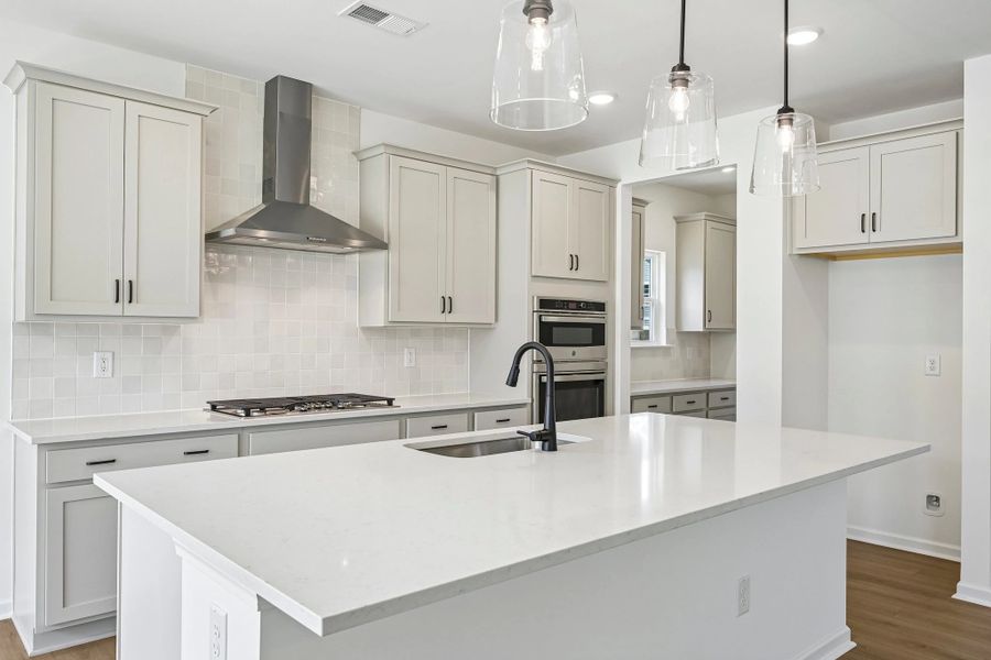 Representative images and renderings are for illustrative purposes. Actual structural options and design finishes of home may vary. Representative images and renderings are for illustrative purposes. Actual structural options and design finishes of home may vary.