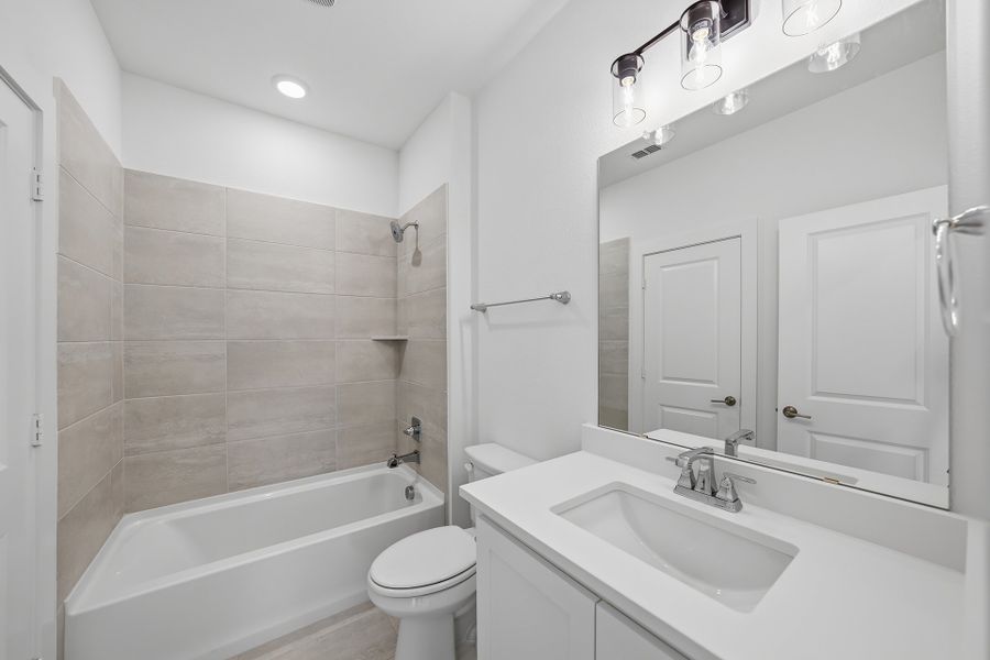 Furnished interior view inside a new home in Estates at Rockhill, Frisco (Image 14). Furnished interior view inside a new home in Estates at Rockhill, Frisco (Image 14).