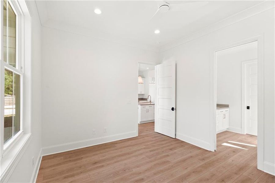 Spacious, unfurnished interior of a new home in , Calhoun (Image 24).