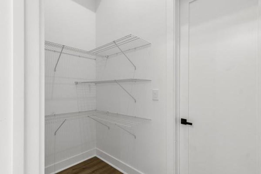 Spacious, unfurnished interior of a new home in , Atlanta (Image 82).