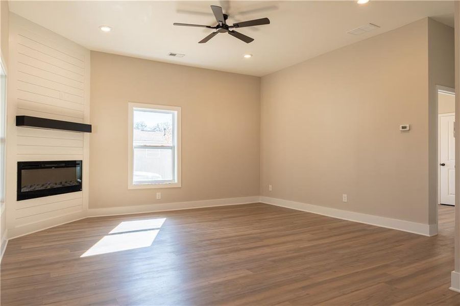 Spacious, unfurnished interior of a new home in , Aragon (Image 16).