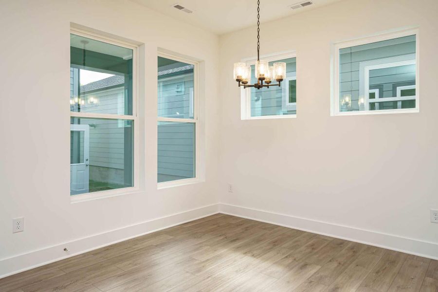 The Simpson - Dining The Simpson - Dining