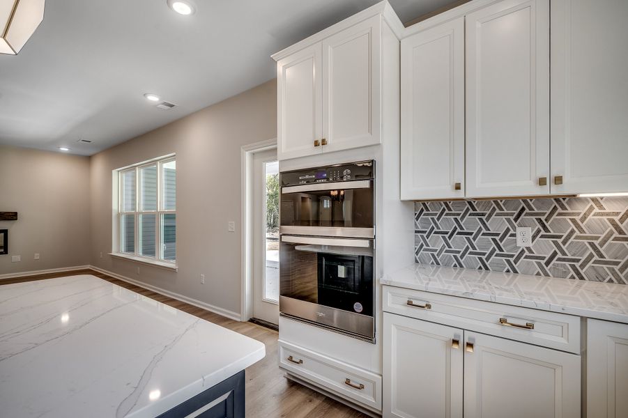 Representative furnished interior of a home built from the Reynolds by Beazer Homes in Marshfield: Signature Collection, Longs (Image 9). Representative furnished interior of a home built from the Reynolds by Beazer Homes in Marshfield: Signature Collection, Longs (Image 9).