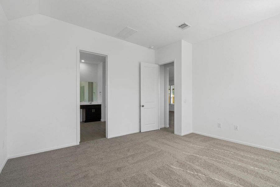 Spacious, unfurnished interior of a new home in Windcress, Cove (Image 15). Spacious, unfurnished interior of a new home in Windcress, Cove (Image 15).