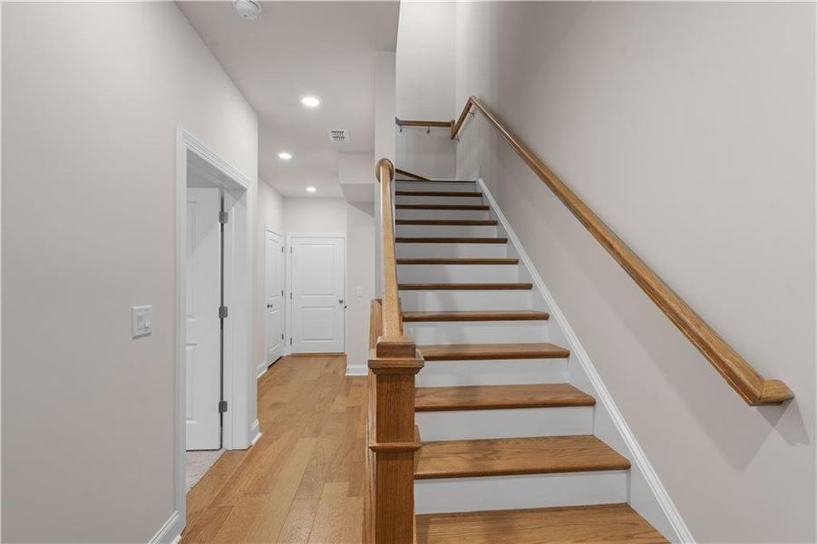 Spacious, unfurnished interior of a new home in Ward's Crossing Townhomes, Johns Creek (Image 22).