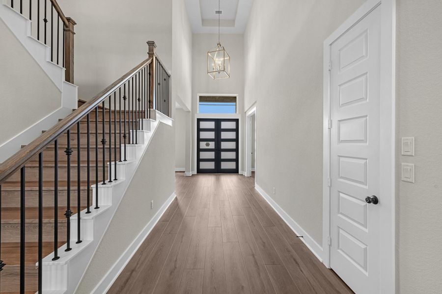 Spacious, unfurnished interior of a new home in Bridgeland, Cypress (Image 19).