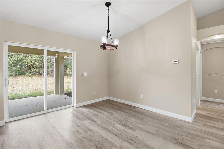 Spacious, unfurnished interior of a new home in , Citrus Springs (Image 31).
