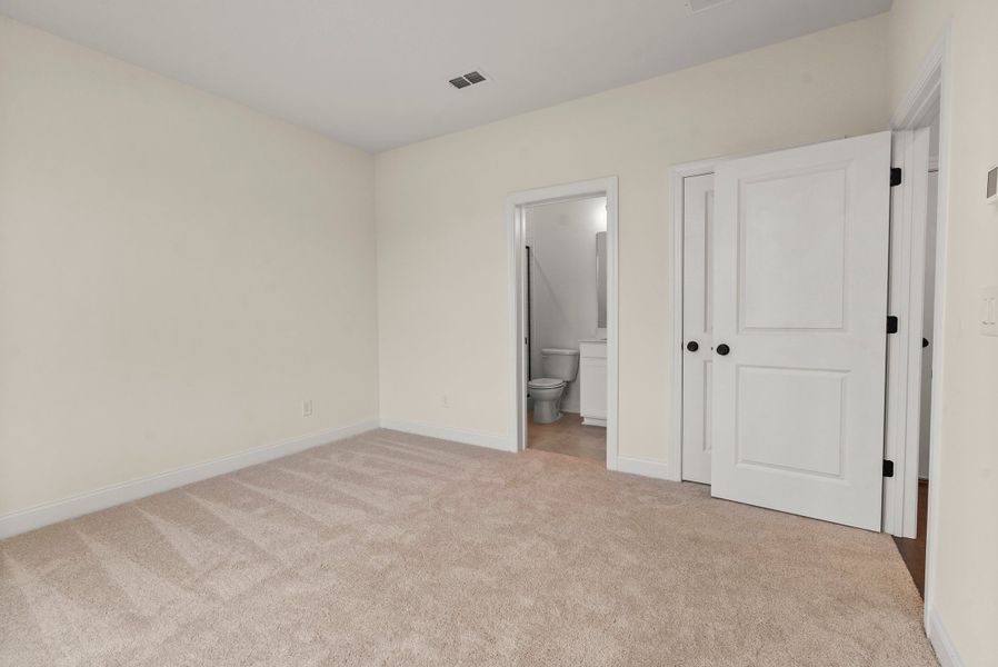 Representative unfurnished interior of a home built from the The Grayson II by The Providence Group in Waterside Townhomes, Peachtree Corners (Image 18).