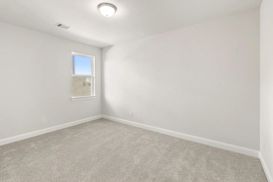 Spacious, unfurnished interior of a new home in Fulbrook on Fulshear Creek, Fulshear (Image 23).