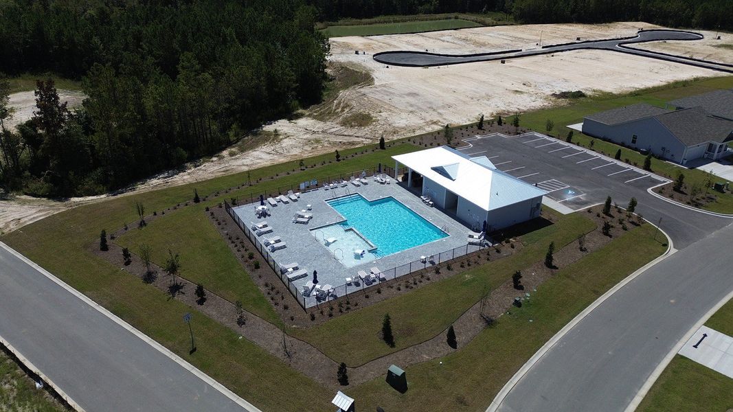 Community amenities in Heritage Crossing, Conway (Image 17).