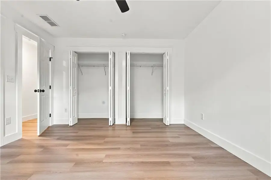 Spacious, unfurnished interior of a new home in , Marietta (Image 24).